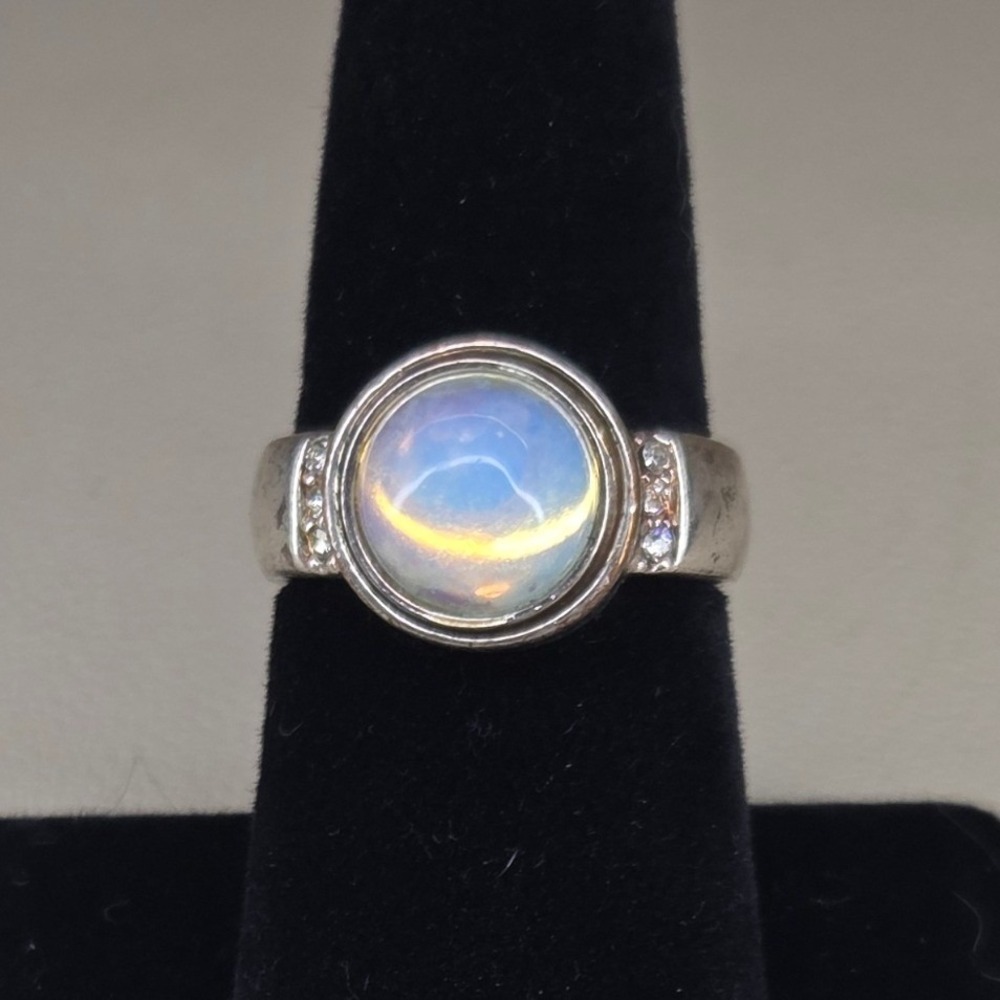 Silver Tone Opalite Cabochon Statement Ring Size 8 Iridescent Stone AS IS 0411